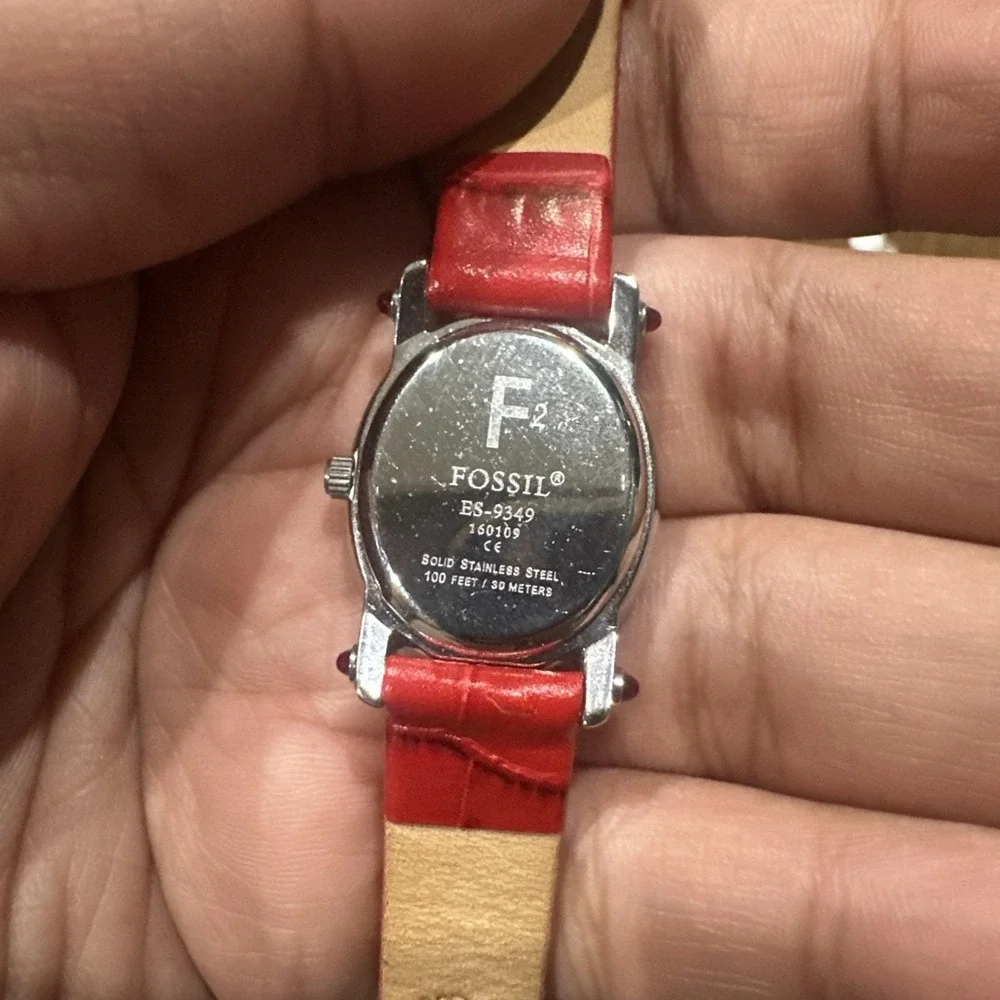 Fossil new battery
